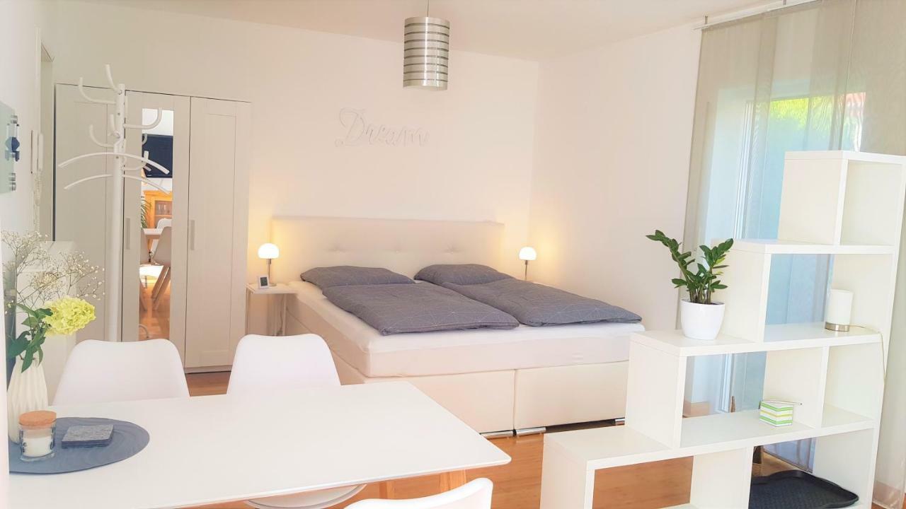 Apartment Am Paradies - 10 Minuten Fussweg Zur Innenstadt Limburg an der Lahn Eksteriør bilde